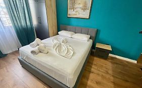 Keon Superb Studio Apartament