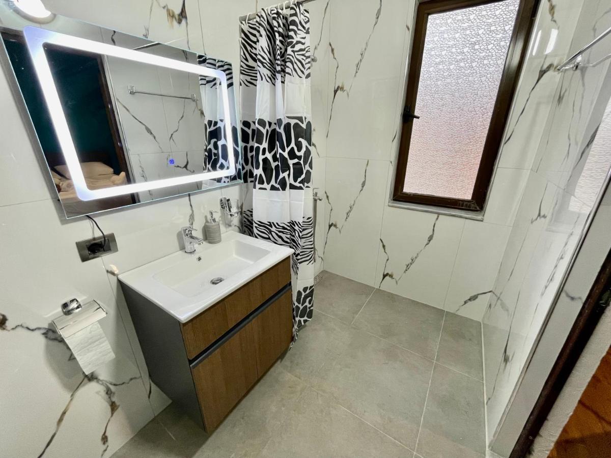 Keon Superb Studio Apartament Tirana Exterior photo